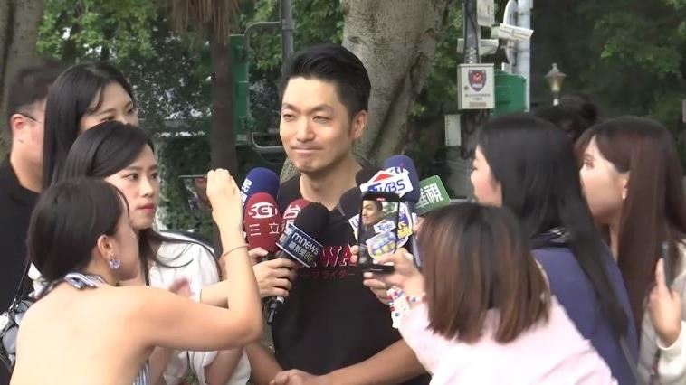 蔣萬安上個月30日回應民眾黨走讀衝突時強調，有致電給警察局長，關心受傷警察同仁及現場民眾中暑狀況。（圖／翻攝畫面）