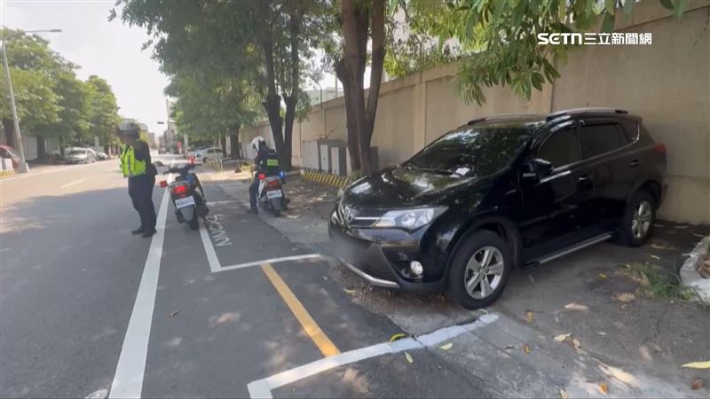 汽車違停
