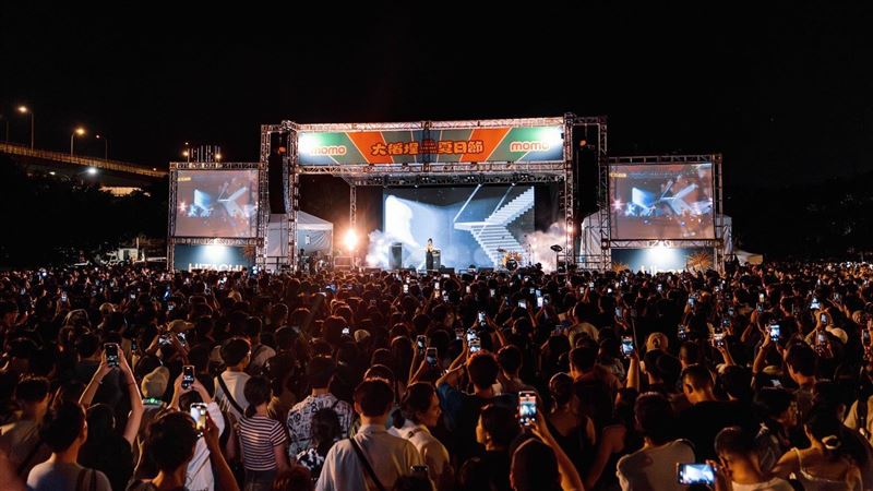 大稻埕夏日節壓軸登場 近15萬人齊聚河岸