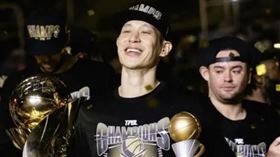 林書豪宣布退休。（圖／翻攝自林書豪IG）