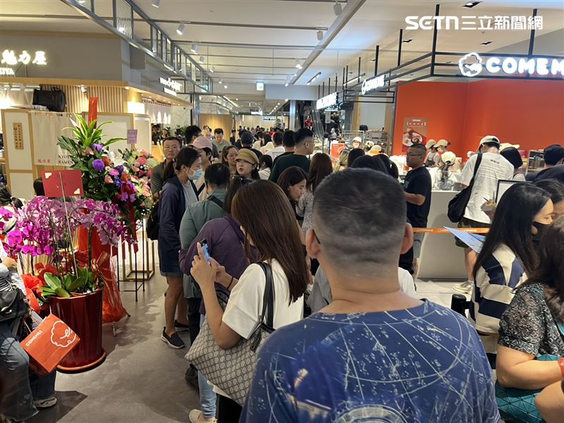 新光三越小北門店試營運人氣爆棚