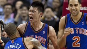 林書豪NBA經典戰役，末節0.5秒絕殺三分。（圖／美聯社／達志影像）