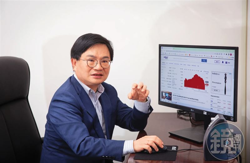 政治大學商學院教授周冠男表示，不領息、讓複利發揮最大效益，才是王道。（圖／鏡週刊）
