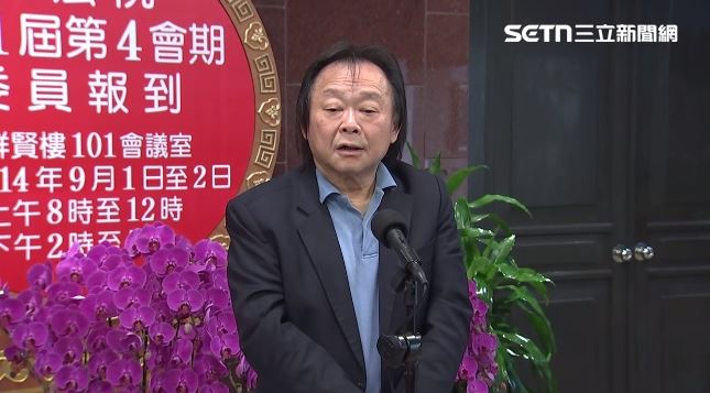 王世堅接受媒體聯訪回應柯建銘總召任期。（圖／翻攝畫面）