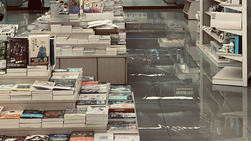 新/政大書城:停業1天!晴天淹水原因曝