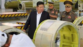 金正恩再度放話將持續壯大核武計畫，並稱若遭攻擊，將徹底摧毀南韓。（圖／美聯社／達志影像）