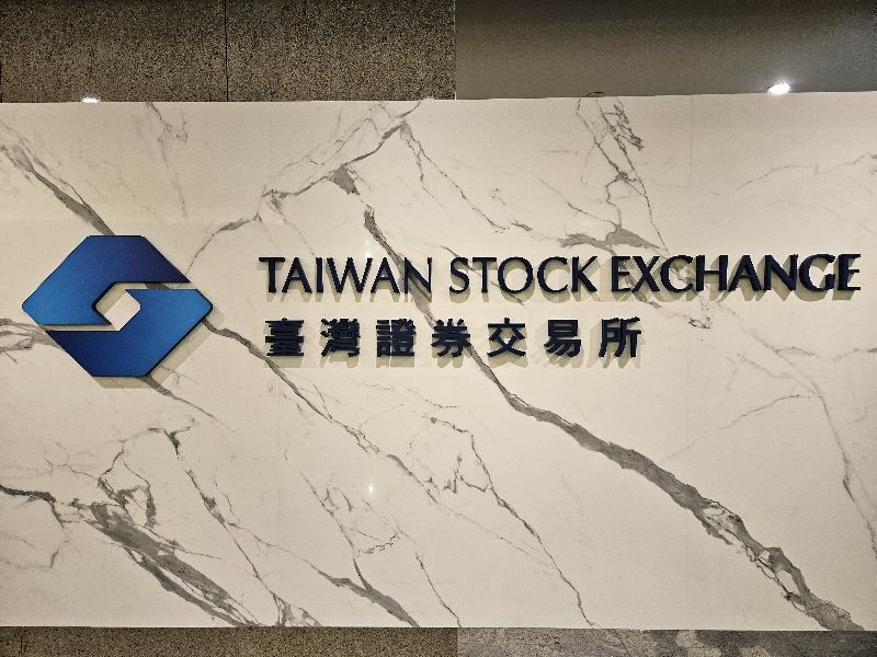 台灣證券交易所一口氣通過宏碁遊戲、倍利科技、溢泰實業、泰宗生物科技、頌勝科技、神達數位等6家公司上市。(圖/中央社)