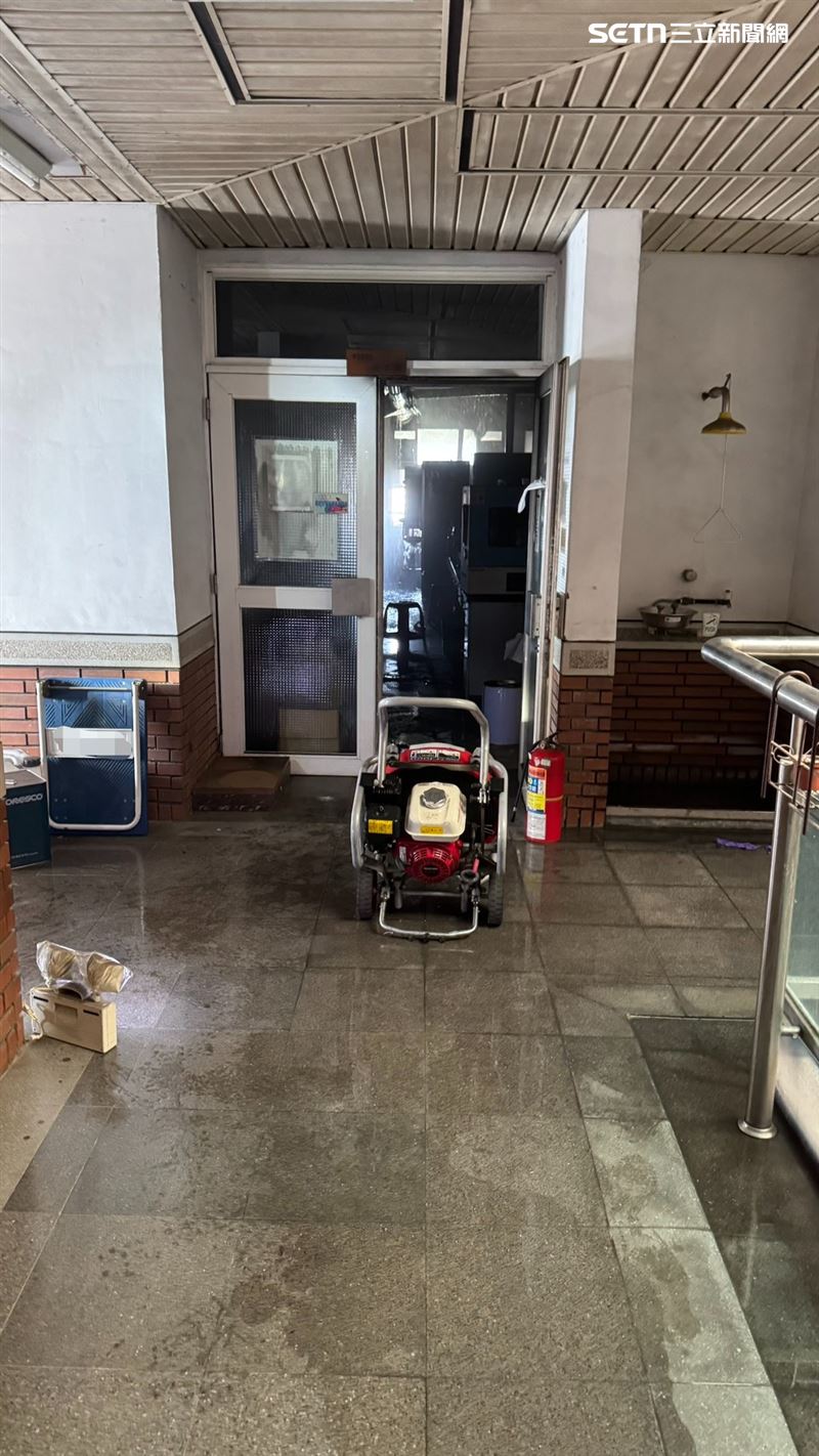 台南成功大學實驗室發生化學爆炸意外，2學生受傷送醫。（圖／翻攝畫面）