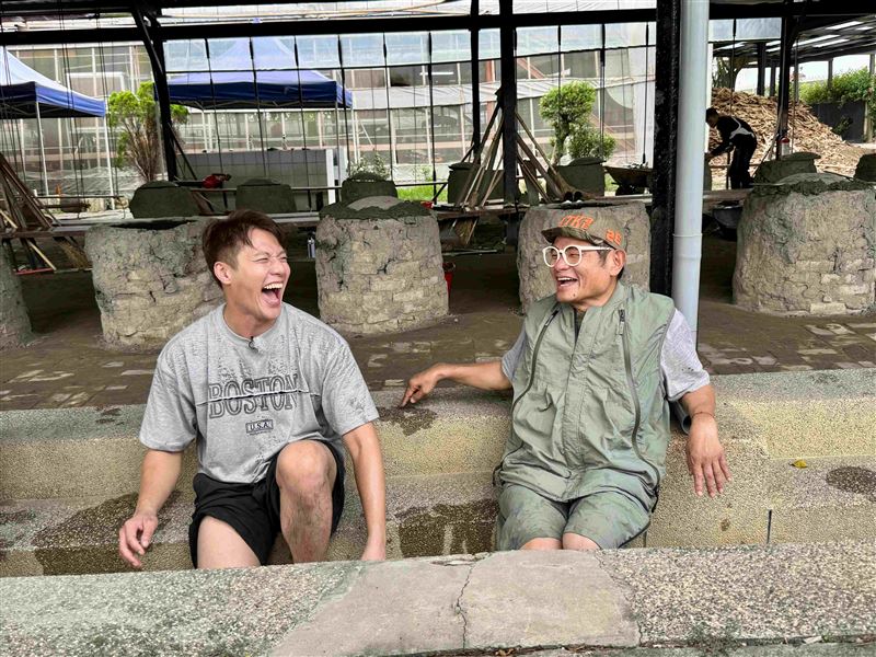 張睿家升格人夫，遭許效舜逼問「做人進度」（圖／東森提供）