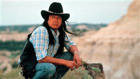 葛拉漢葛林曾以《與狼共舞》提名奧斯卡最佳男配角。（圖／翻攝自X）