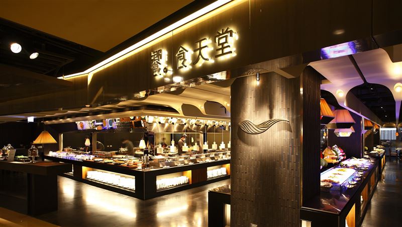 挺國軍！豬肋排買1送1、饗食天堂93折