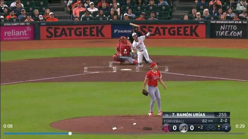 菊池雄星2局下挨陽春砲。（圖／翻攝自MLB官網）