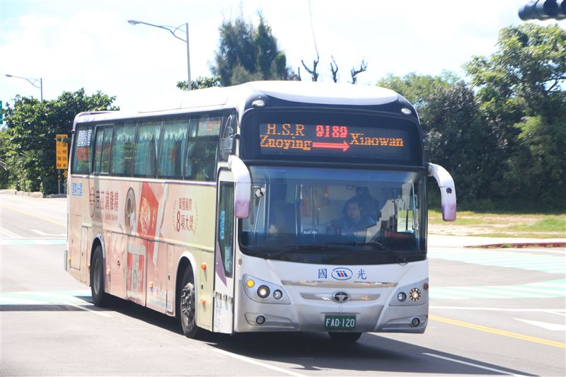 公路局表示，未來將由統聯接手，除維持6線班次　2線初期將縮減。（圖／國光客運提供）