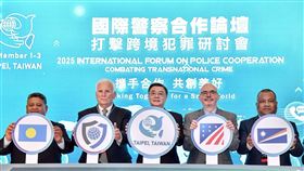 行政院長卓榮泰今（2）日出席「2025國際警察合作論壇研討會」。（圖／行政院提供）