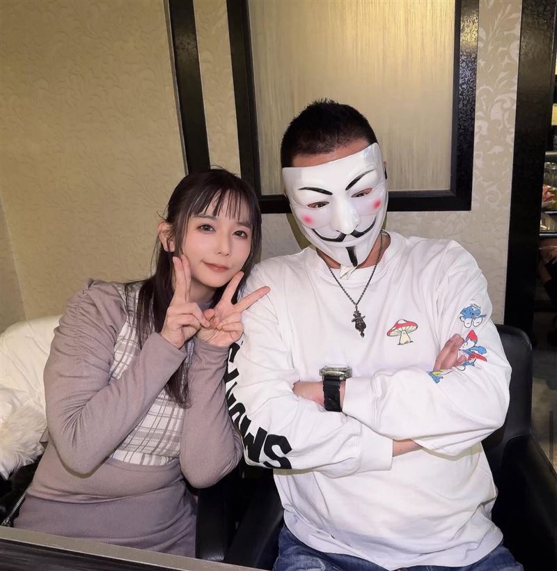 「笹倉杏」回歸，她強調自己並未引退或休業，而是希望以個人名義開啟新挑戰。（圖／翻攝自笹倉杏IG）