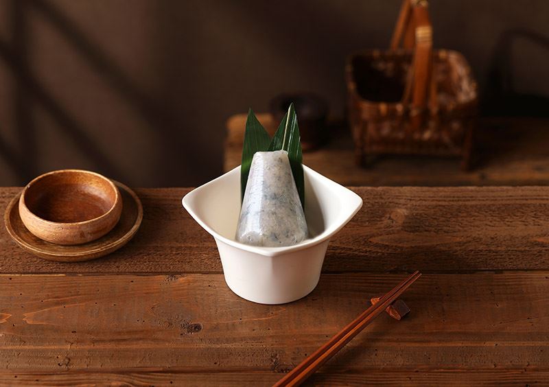 撈派蝦滑以新鮮蝦泥手工打製,Q彈爽口。(圖/品牌業者提供)