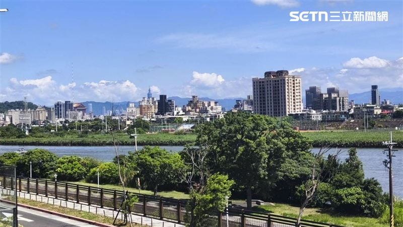 蔡錫全認為,高資產族特別喜愛河岸景觀,故新洲美段房價未來有機會超越軟橋段。(圖/記者陳韋帆攝影)