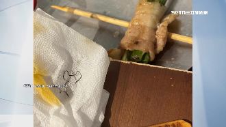 肉串藏鐵絲！客被割濺血　店家僅折143元