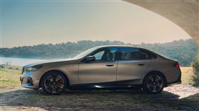 2026年式BMW i5、i5 Touring。（BMW提供）