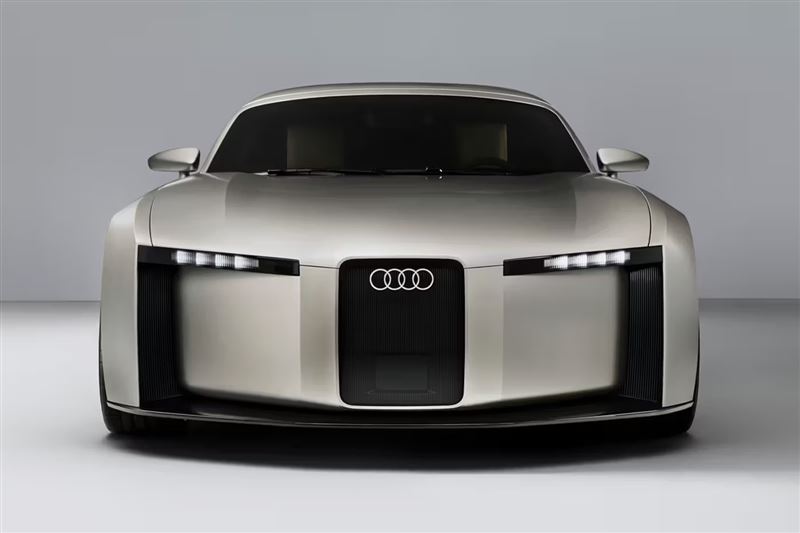 Concept C上進化成更硬朗、更方正的霸氣造型。（翻攝AUDI網站）