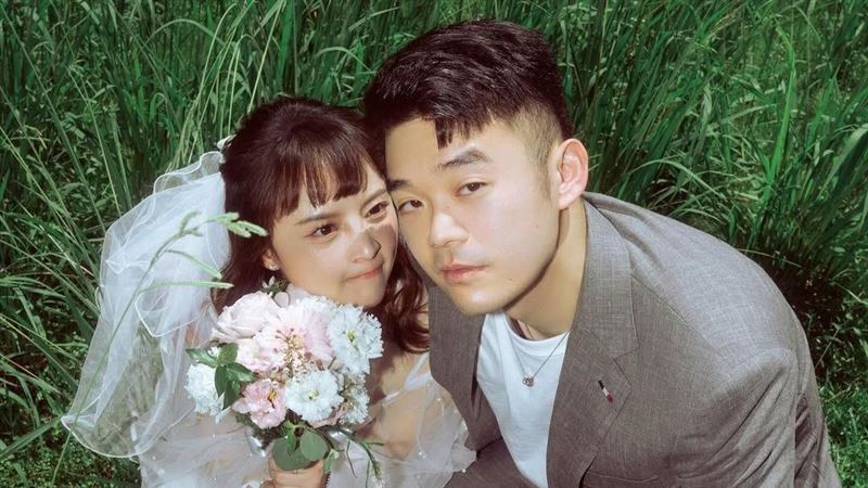 王齊麟百桌婚禮時間曝!陳詩媛挺肚試婚紗