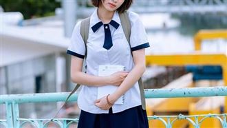 3度無套爽啪女國中生！渣男職軍射後失憶