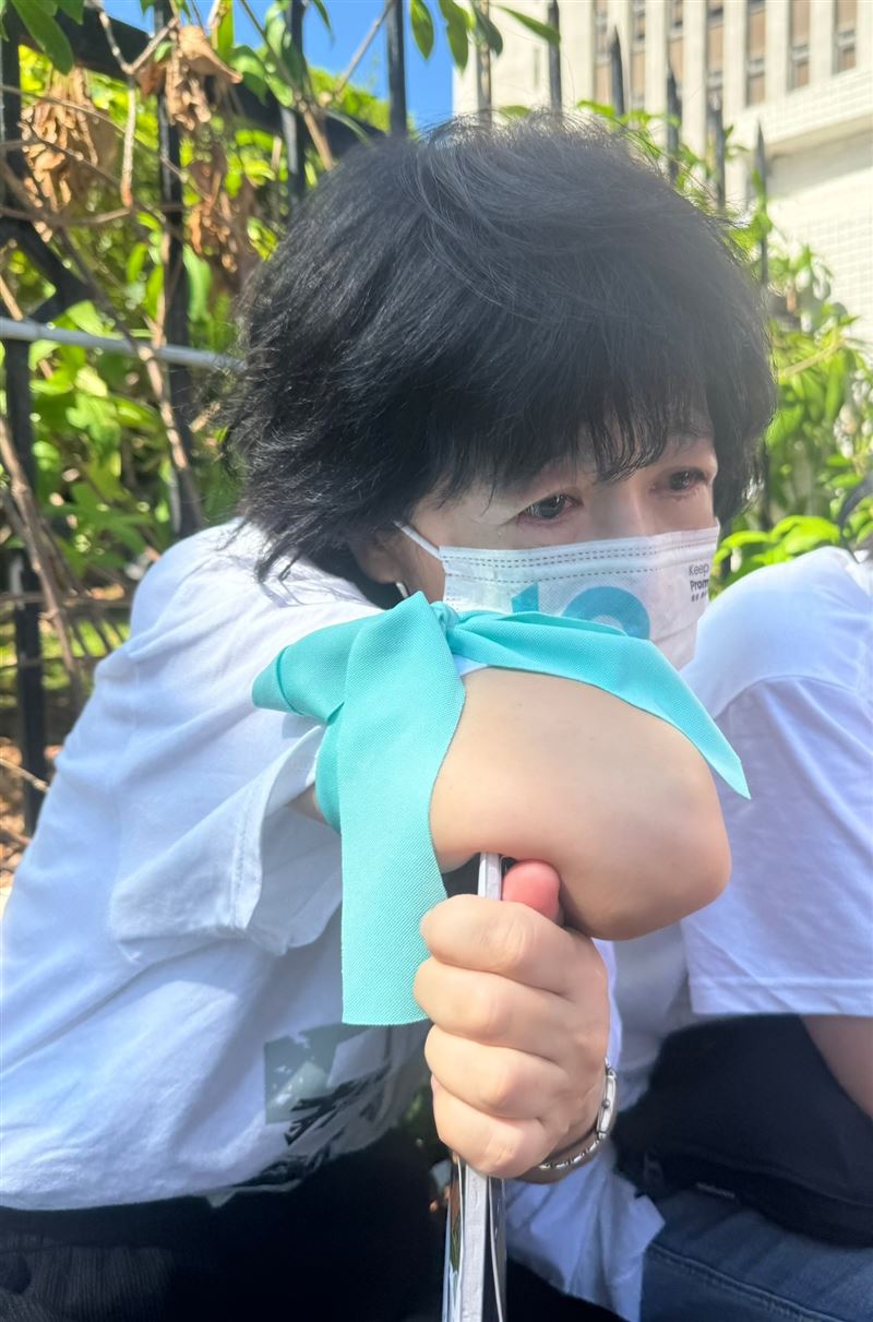 陳佩琪列出6點質疑，「大家是否可以跟我一樣感受到司法的脆弱呢？大家一起來幫幫它、救救它吧！」（圖／翻攝自陳佩琪臉書）