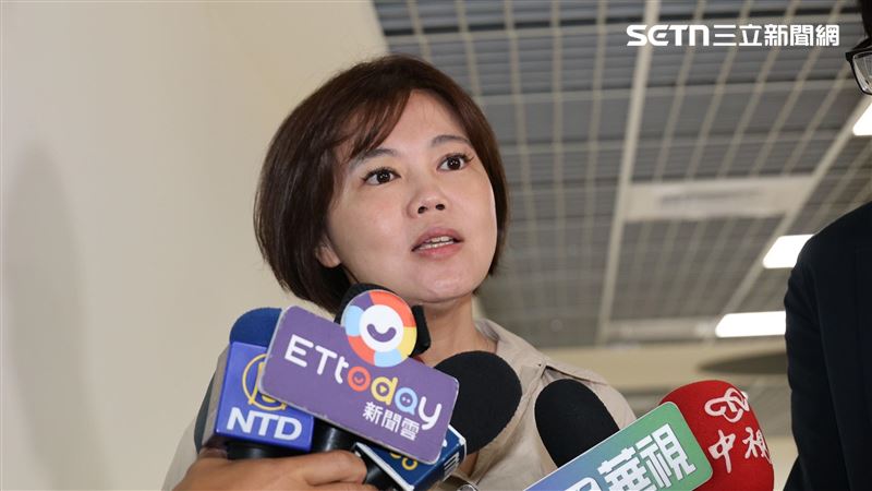 游淑慧指出，參選國民黨主席者，登記時要交領表登記費、選舉作業費與參選保證金共1320萬元。（圖／記者鄭孟晃攝影）