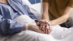  打針、住院、安樂死 示意圖／freepik