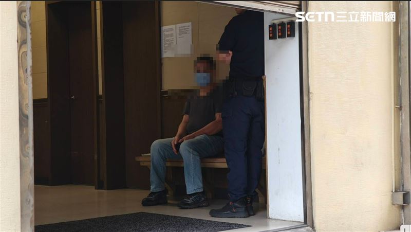 食品廠吳姓老闆被依過失致死罪送辦。（圖／記者莊淇鈞攝影）