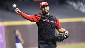 味全龍洋投鎛銳。（圖／味全龍提供） 