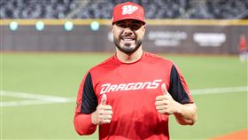 味全龍洋投鎛銳。（圖／味全龍提供） 