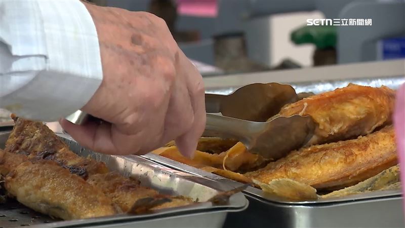 獨／自助餐綠菜換高麗菜　價錢竟差40元