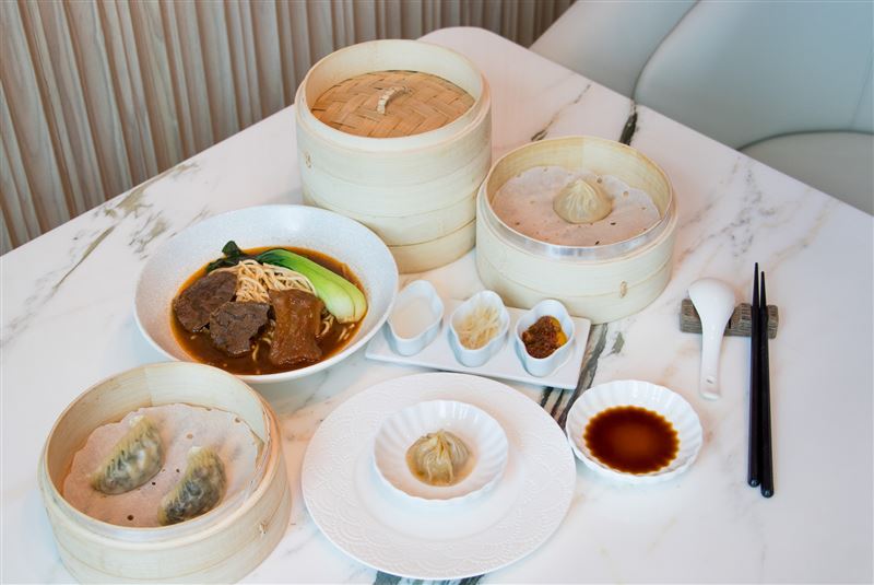 THE AMNIS然一酒店攜手鼎泰豐,9月1日起推出高雄最矚目的奢華早午餐體驗。(圖/飯店旅宿業者提供)