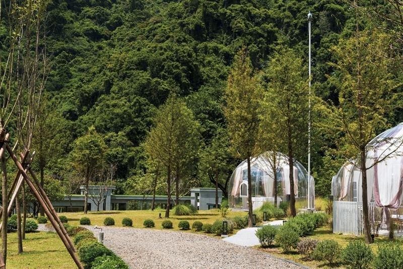 雲品國際與易遊網獨家銷售的,打造全新包套行程,將安排入住兩大新開幕旅宿,圖為「蘇卡利漫活」。(圖/飯店旅宿業者提供)