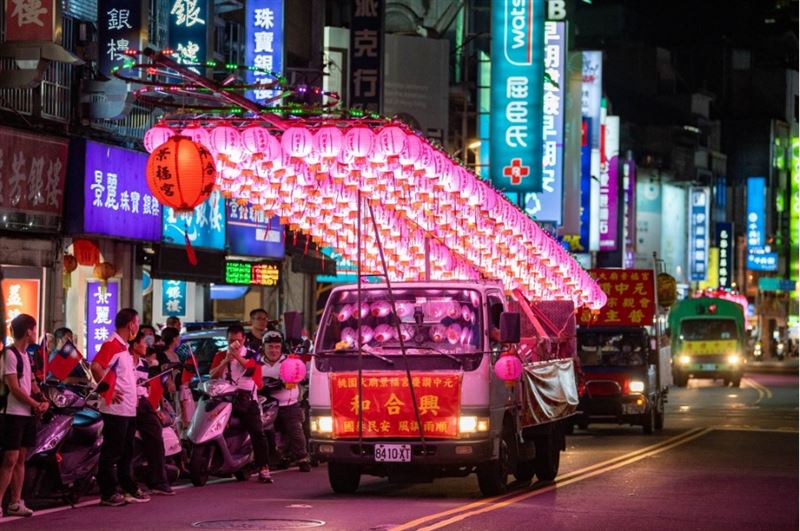 水燈排車遶境市區(圖/翻攝自桃園市政府官網)