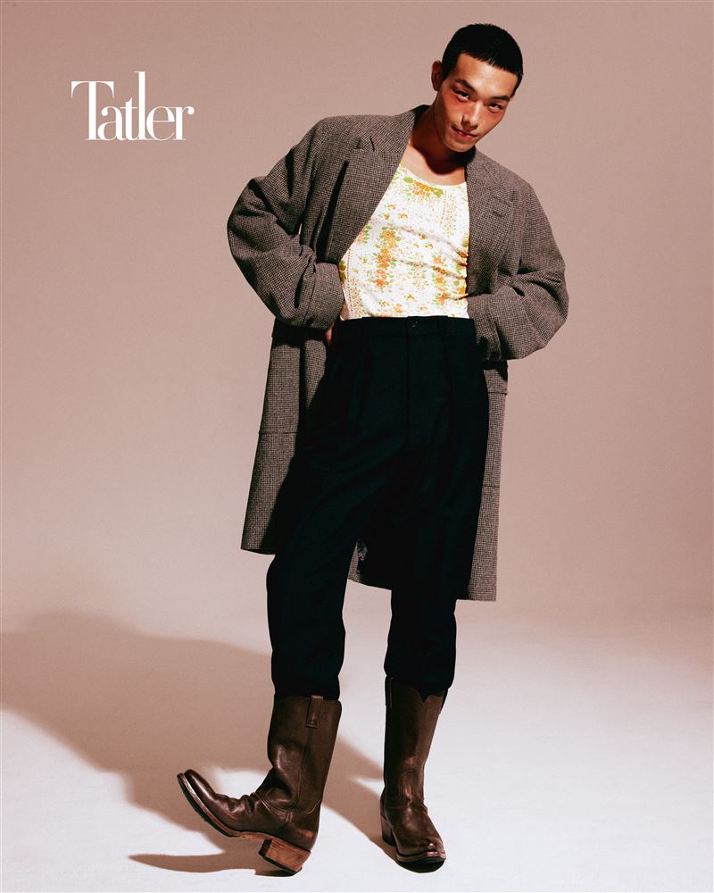 牧森穿衣很有自己的風格。(圖／Tatler Taiwan提供)