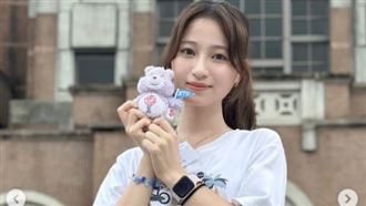 台中女學霸9天考回台大醫　大一生美照曝
