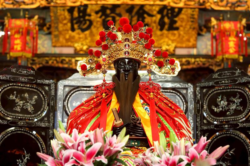 新竹都城隍爺出神龕。(圖/翻攝自新竹都城隍廟官方臉書)