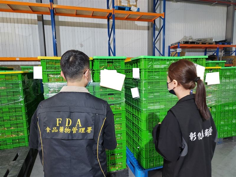 「114年酸化罐頭食品(酸化食品)製造業稽查專案執行結果」。圖為稽查情況。(圖/食藥署提供)