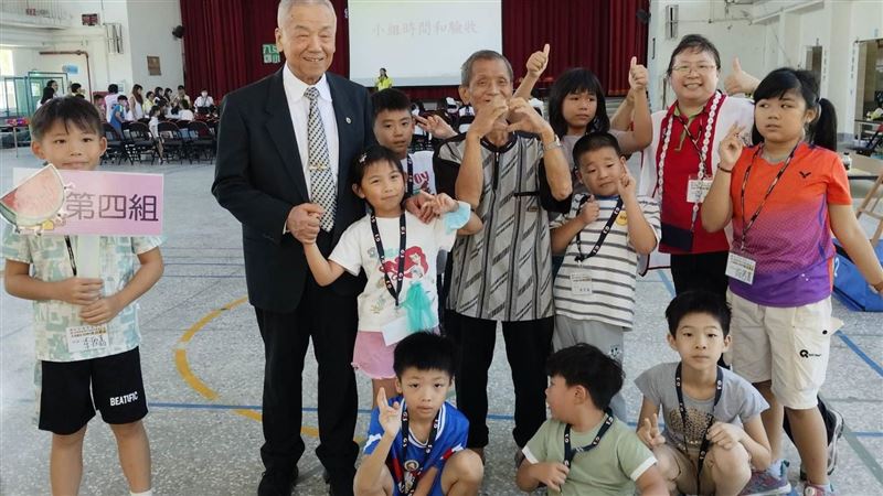 台灣之光!他用儒家智慧闖96國關心教育