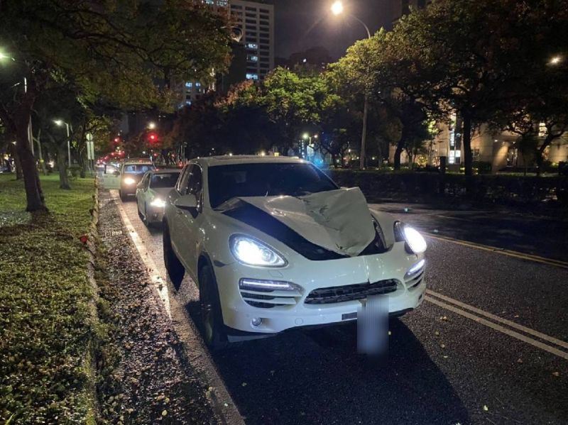 53歲富商向詠強，去年11月酒後駕駛保時捷白色休旅車，撞死違規過馬路的美國聯合航空外籍空服員。（資料照）