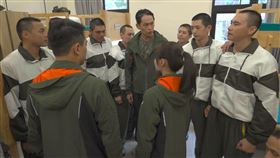 星兵們起鬨爆發衝突，班長們十分生氣。（圖／台視提供）
