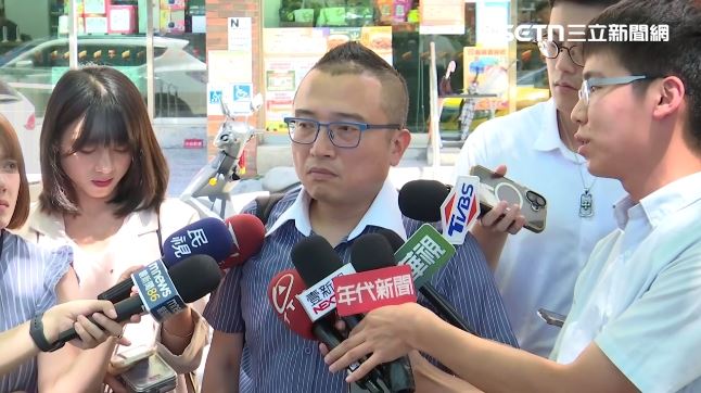 柯文哲被羈押一年後，北院今裁定七千萬交保，周榆修接受媒體聯訪。（圖／翻攝畫面）