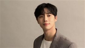 秋英宇再度惹上爭議。（圖／翻攝自IG）