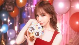 王心凌迎43歲生日！「驚人狀態曝光」震撼網　一句話讓粉絲暴動了。（圖／翻攝自王心凌臉書）