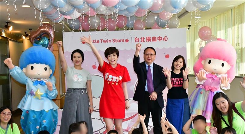 「Little Twin Stars雙星仙子」主題捐血室，知名藝人寇乃馨都慕名而來。（圖／台北捐血中心提供）