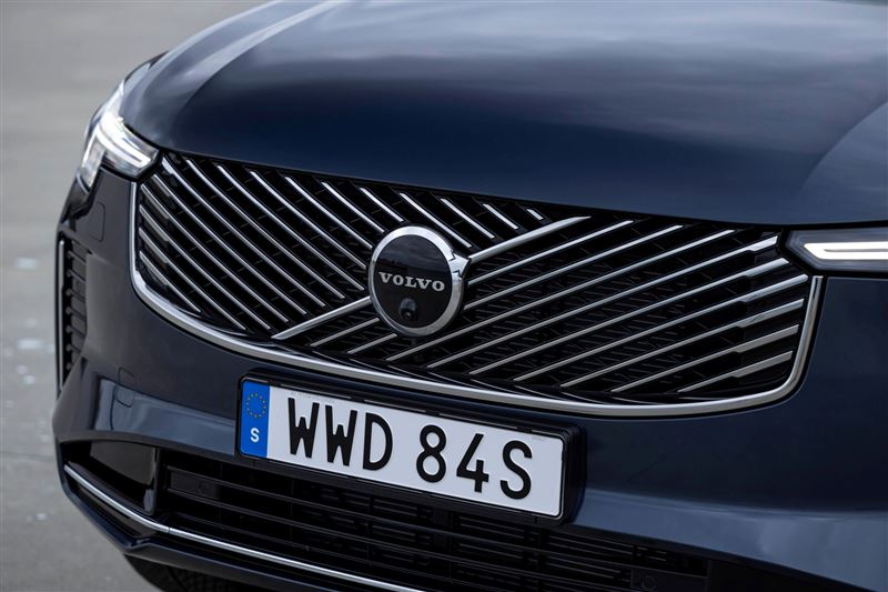 VOLVO XC90進化的Matrix LED頭燈。（VOLVO提供）