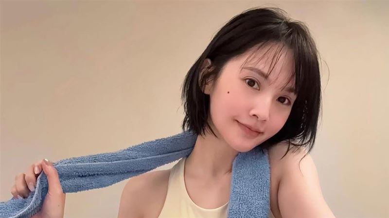 楊丞琳IP閃現台灣　93閱兵噤聲被點名了