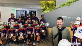 東園國小、北勢國中／北美台灣一級棒聯盟授權提供